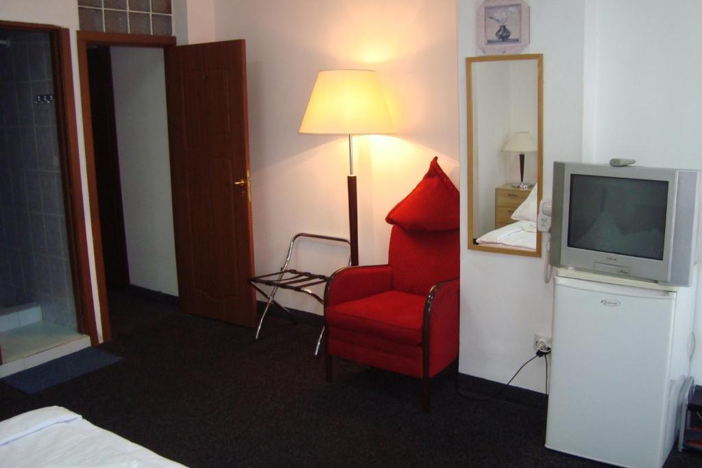 Hostel Litovoi Bukarest Eksteriør billede