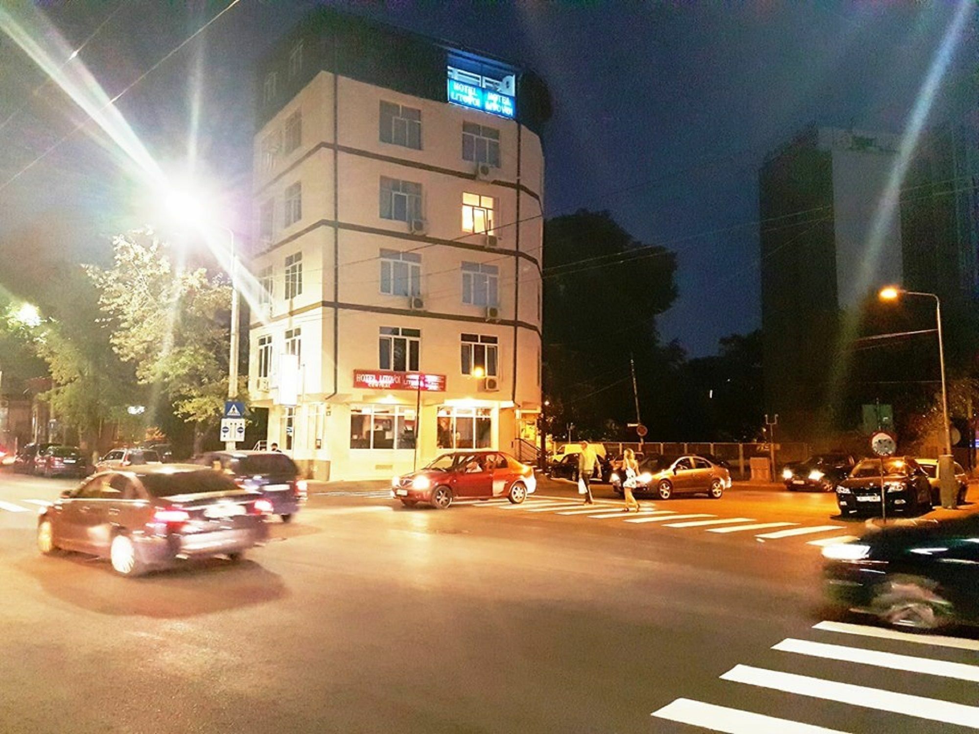 Hostel Litovoi Bukarest Eksteriør billede
